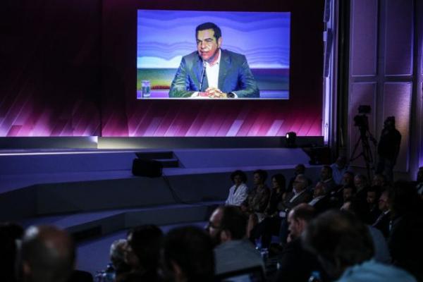 Υποκρισία Τσίπρα: Συγκυβερνά με τον Καμμένο αλλά χαρακτηρίζει ακραίο τον Μητσοτάκη