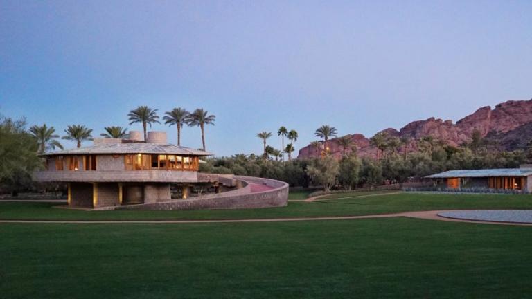 Πωλείται το διάσημο «Σπειροειδές σπίτι» του Λόιτ – προάγγελος του Γκουγκενχαΐμ