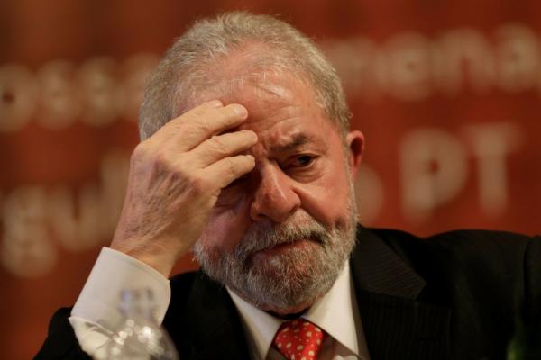 Λούλα: Πρώτος στις δημοσκοπήσεις για τις προεδρικές εκλογές στην Βραζιλία