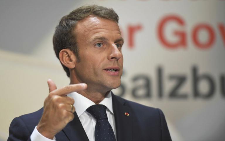 Νέα πτώση της δημοτικότητας του Μακρόν