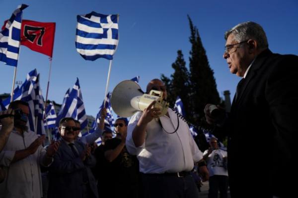 Editorial: Mudslinging breeds anti-politics