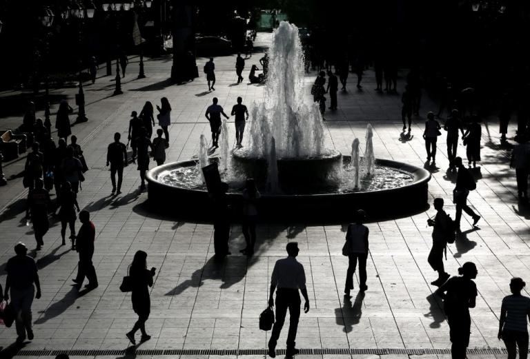 Θυμός, αγωνία, λύπη κυριαρχούν στην ελληνική κοινωνία