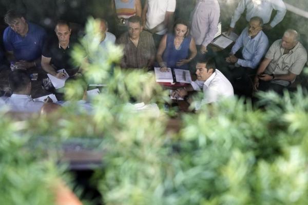 Δεύτερο φιάσκο Τσίπρα στο Μάτι για να ενισχύσει το «τσαλακωμένο» του προφίλ