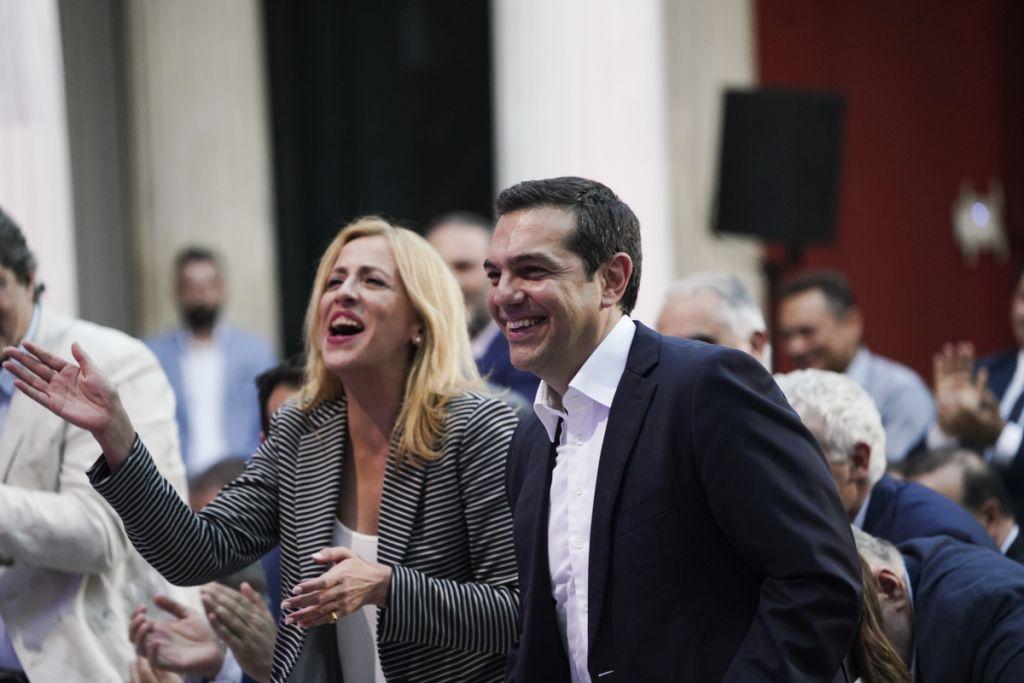 Το πολιτικό μέλλον της Δούρου «πνίγηκε» στη Μάνδρα και «κάηκε» στο Μάτι