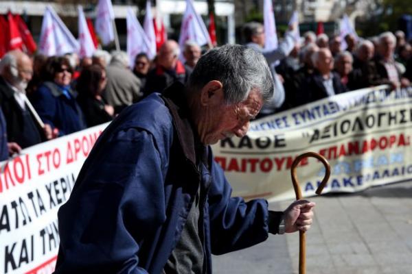 «Όμηροι» έως το Δεκέμβρη οι συνταξιούχοι και στο… βάθος κάλπες
