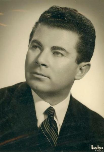 Πέθανε ο τενόρος Νίκος Χατζηνικολάου