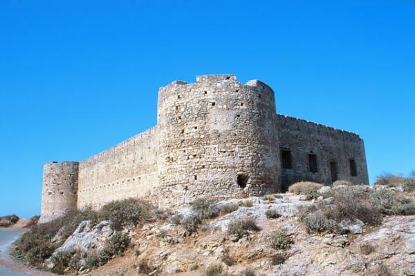 Χανιά : Η Απτέρα και το Παλαιόκαστρο
