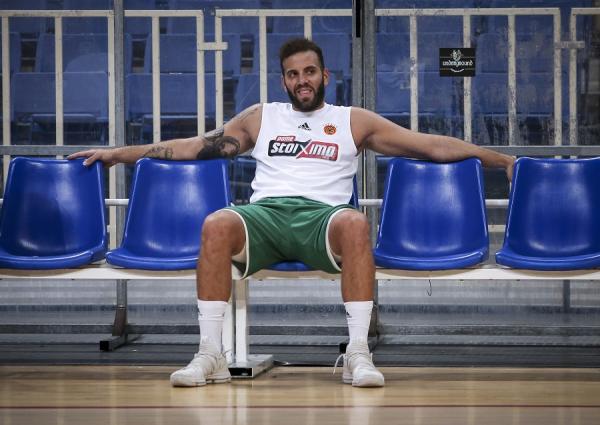 Παππάς : Να είσαστε… ούλοι τζιαμέ