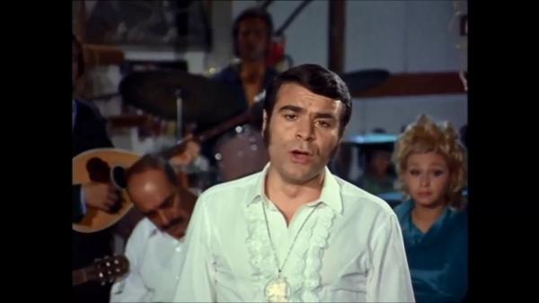 Γιώργος Παπαζήσης: Ο αγαπημένος Μανωλιός του ελληνικού κινηματογράφου