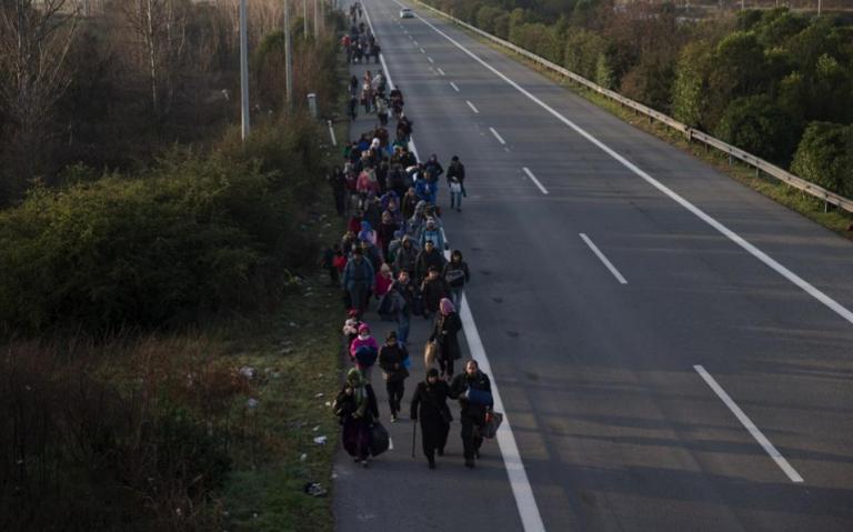 Από την Τουρκία στην Ελλάδα η «δημοφιλέστερη» είσοδος προσφύγων στην ΕΕ