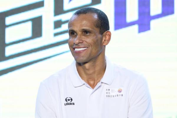 Ριβάλντο: Δεν λείπει μέχρι στιγμής ο Ρονάλντο από τη Ρεάλ