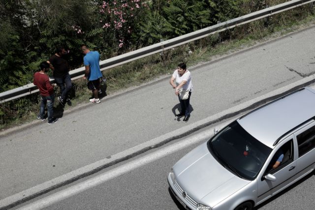 Θεσσαλονίκη: Διακινητές εγκατέλειψαν 48 άτομα στο Δερβένι