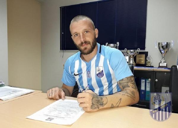 Επαναπατρισμός Σκόνδρα, υπέγραψε στη Λαμία