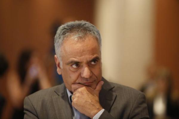 Νέα μισόλογα Σκουρλέτη για τις συντάξεις