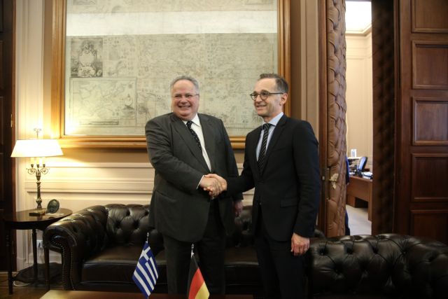 Handelsblatt: Επαναφορά των επανορθώσεων από Τσίπρα ενόψει εκλογών