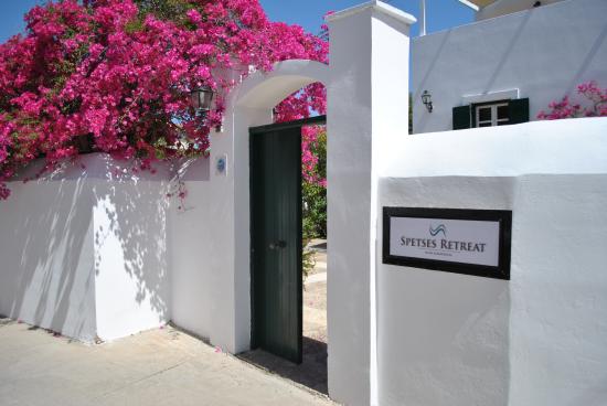 Blackstrawberry loves