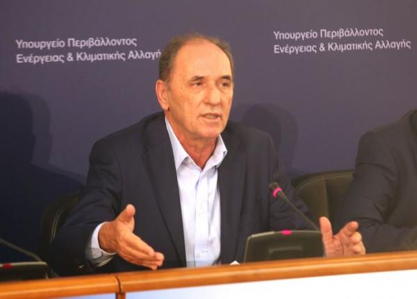 Νέες υποσχέσεις υπουργών για τις συντάξεις παρά την αναδίπλωση Τσίπρα