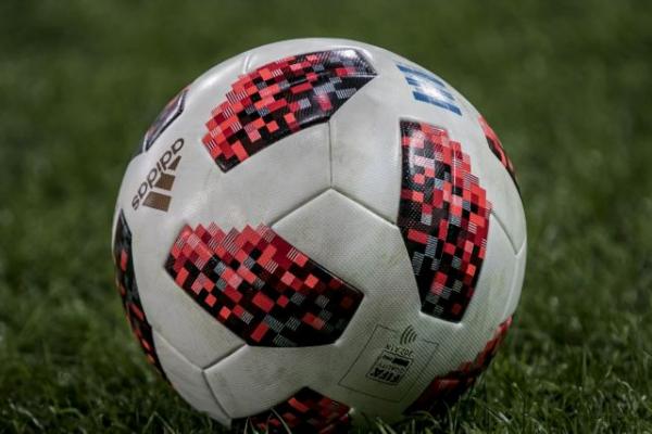 Super League: Απειλεί να μη συναινέσει σε αναδιάρθρωση, αν γίνει μπαράζ