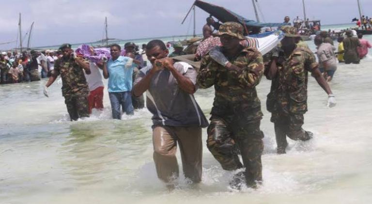Ναυάγιο φέρι μπόουτ στην Τανζανία – 40 νεκροί, δεκάδες αγνοούμενοι
