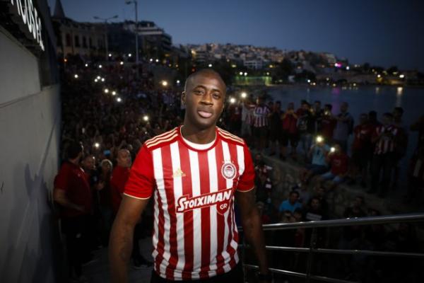 Υπόκλιση της UEFA στον Τουρέ [βίντεο]