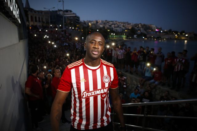 Υπόκλιση της UEFA στον Τουρέ [βίντεο]