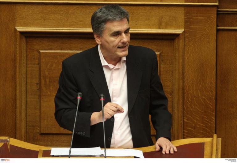 Ανησυχία Τσακαλώτου για την μείωση των συντάξεων