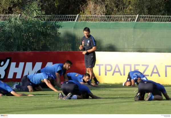 Ανατροπή με Τσάνα, παραμένει στην Εθνική