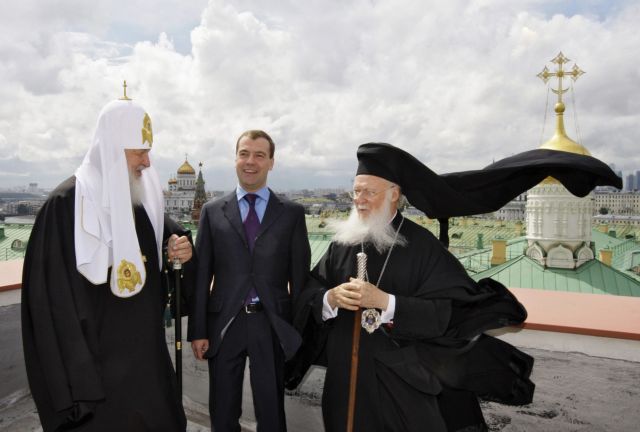 Moscow Patriarchate threatens schism with Ecumenical Patriarchate