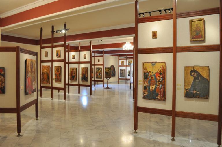 «Ρίχναμε λάδι στα εκθέματα των Μουσείων ως ξόρκι για να λύσουμε τα μάγια…»