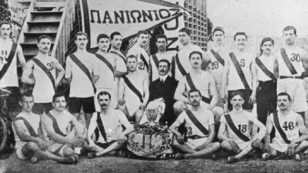 «Ιστορικός» ετών 128