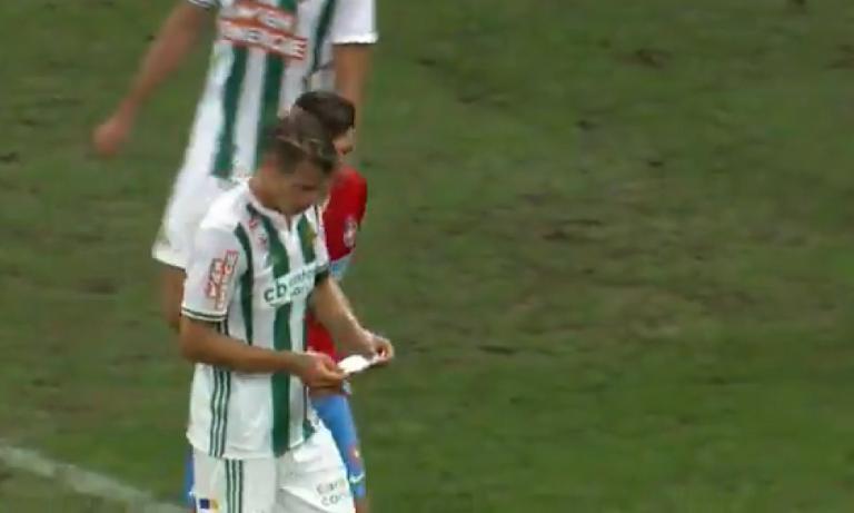 Xαρτάκι με τις οδηγίες του προπονητή της Ραπίντ εκλεψε παίκτης της Στεάουα