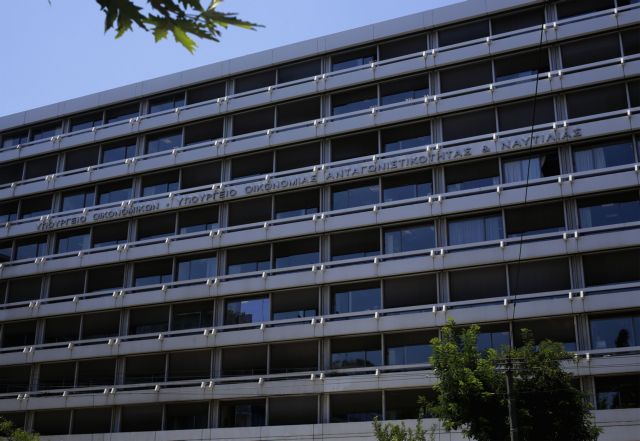 Επιστρέφει στα υπουργεία η τρόικα