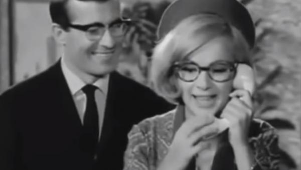 Το ΠΑΜΕ «τρολάρει» την κυβέρνηση: «Θα το κάψουμε κυρ Στέφανε»