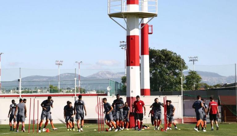 Συνεχίζουν την σκληρή δουλειά οι ερυθρόλευκοι