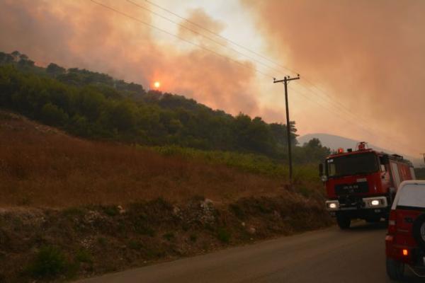 Πολύ υψηλός κίνδυνος πυρκαγιάς την Τετάρτη σε πέντε Περιφέρειες