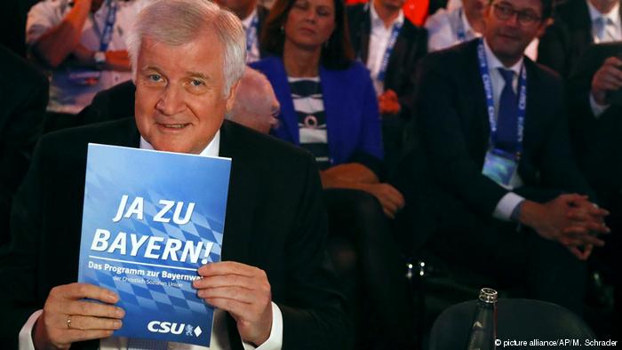 Γερμανία: Η CSU παίρνει αποστάσεις από την ακροδεξιά
