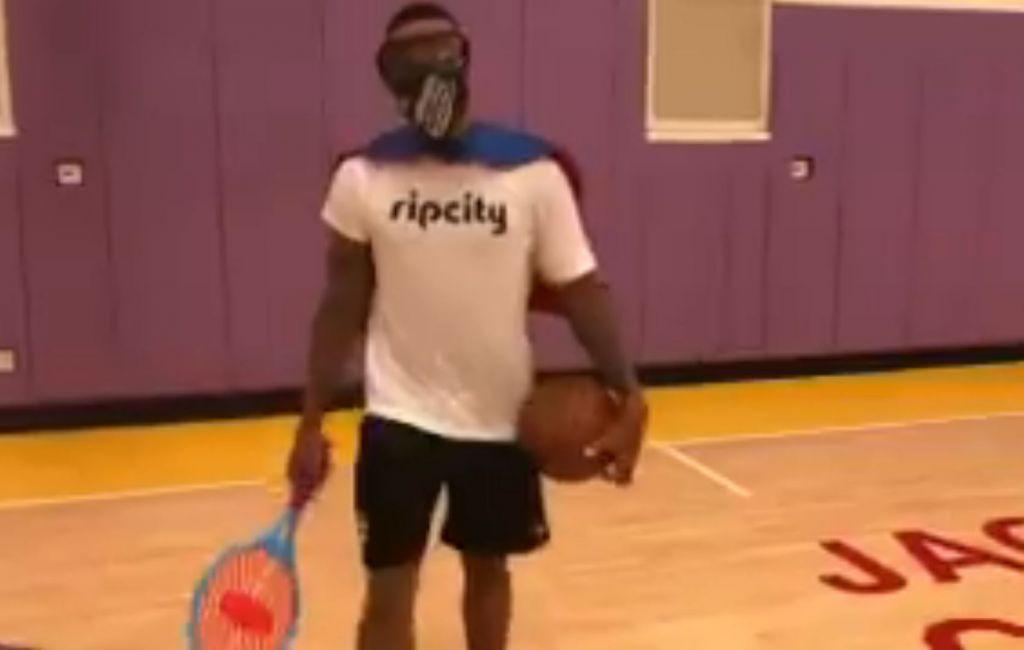 Επικό «τρολάρισμα» Λίλαρντ στους επικριτές του