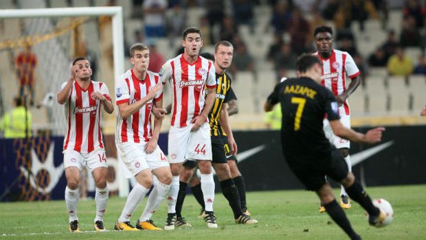 FIFA: Το φάουλ του Χριστοδουλόπουλου υποψήφιο για κορυφαίο γκολ της χρονιάς