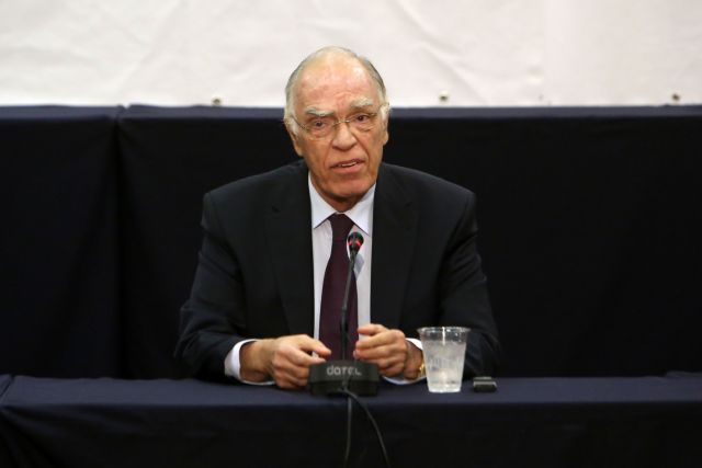 Το σουρεαλιστικό κόμμα της Βουλής