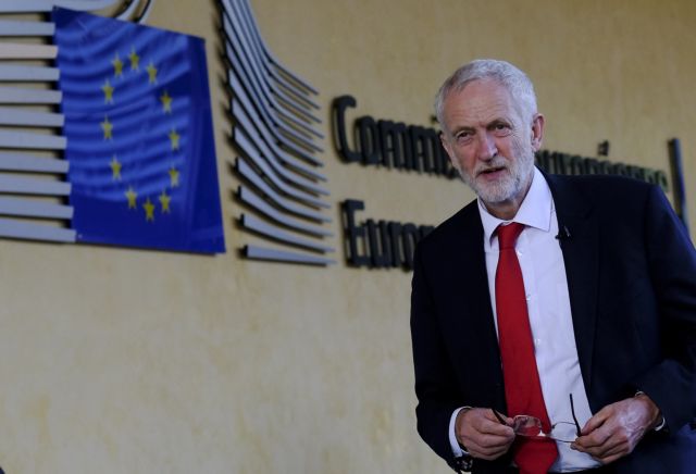 Δεν θα είναι υποψήφιος για την προεδρία της Κομισιόν ο Μπαρνιέ