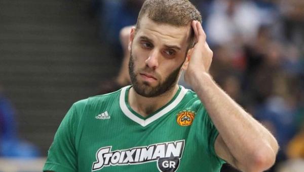 Δεν παίζει με την Κλούζ ο Παππάς