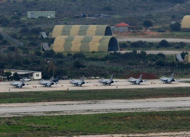 Handelsblatt: Νέα βάση στην Ελλάδα εξετάζουν οι ΗΠΑ