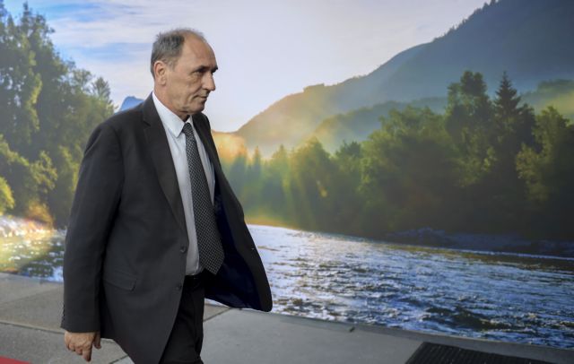 Μέσα Οκτωβρίου τελικά η επίσκεψη Σταθάκη στα Σκόπια