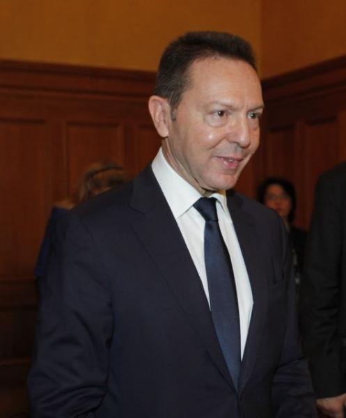 Το εκνευριστικό «dear Giannis»