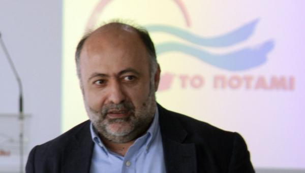 Τσιόδρας: Δεν θα δώσουμε ψήφο εμπιστοσύνης στην κυβέρνηση