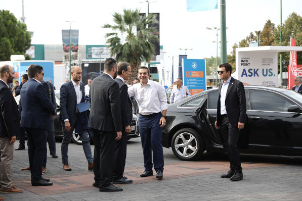 ΔΕΘ: Οι υποσχέσεις Τσίπρα – Περιοδεία στα περίπτερα