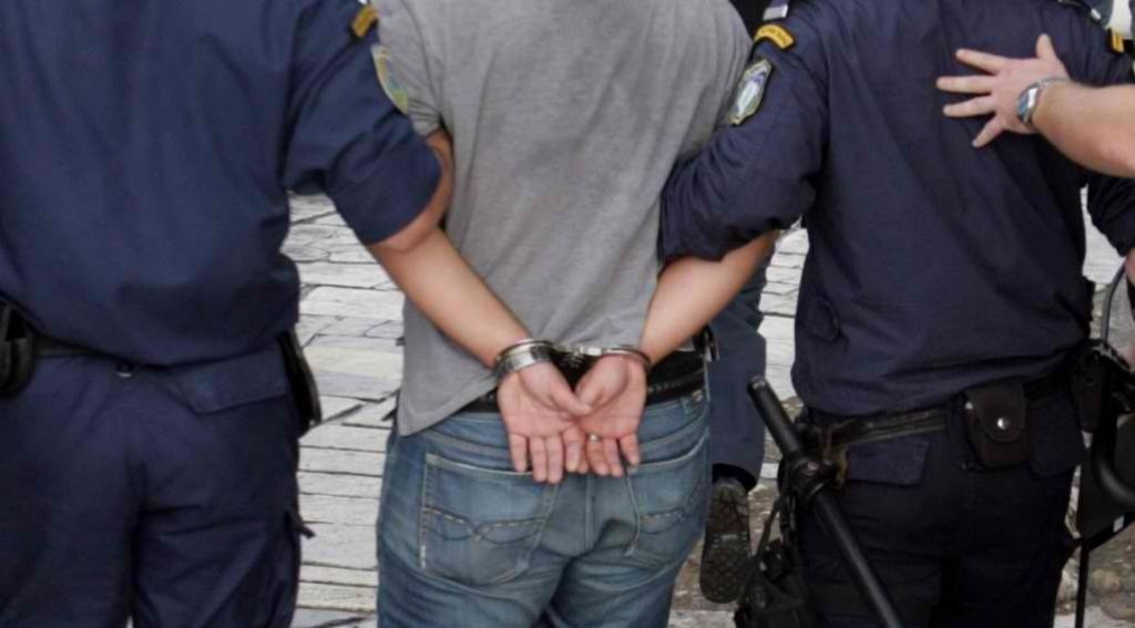 Συλλήψεις για ναρκωτικά και όπλα σε Ρέθυμνο και Ηράκλειο