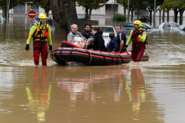 Φονικές πλημμύρες στη νότια Γαλλία: Στους 13 οι νεκροί