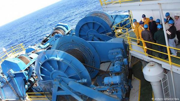 Η Άγκυρα ανεβάζει τους τόνους με αφορμή το «τεμάχιο 7»