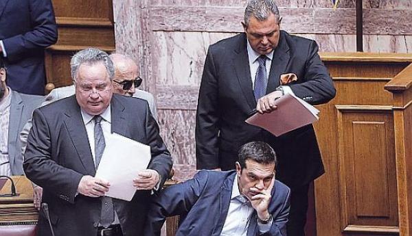 Ποιος κυβερνά αυτή τη χώρα και ποιος ασκεί εξωτερική πολιτική;